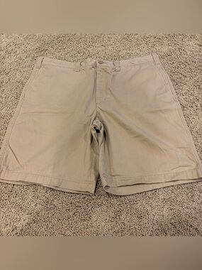 Eddie Bauer Shorts Canvas  Mens 40 Classic Fit Khaki